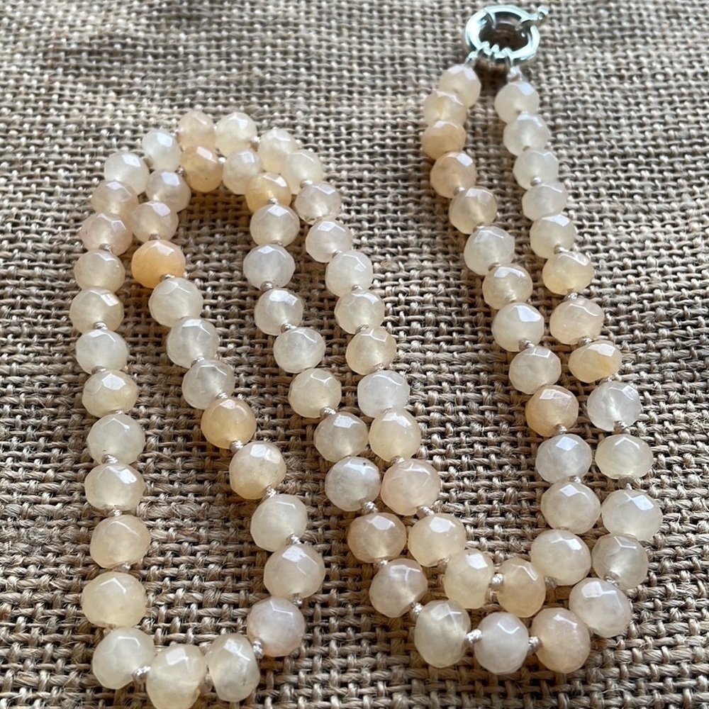 Rare Natural Rose Rainbow Moonstone Faceted Rondelle 8 mm Knotted in Style - Picture 7 of 10